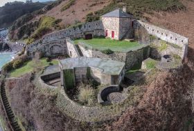 aerial view of fort leicester